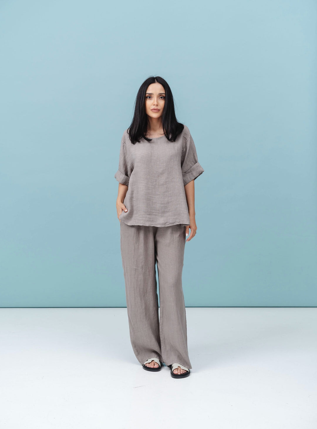 Set in Amalfi Taupe