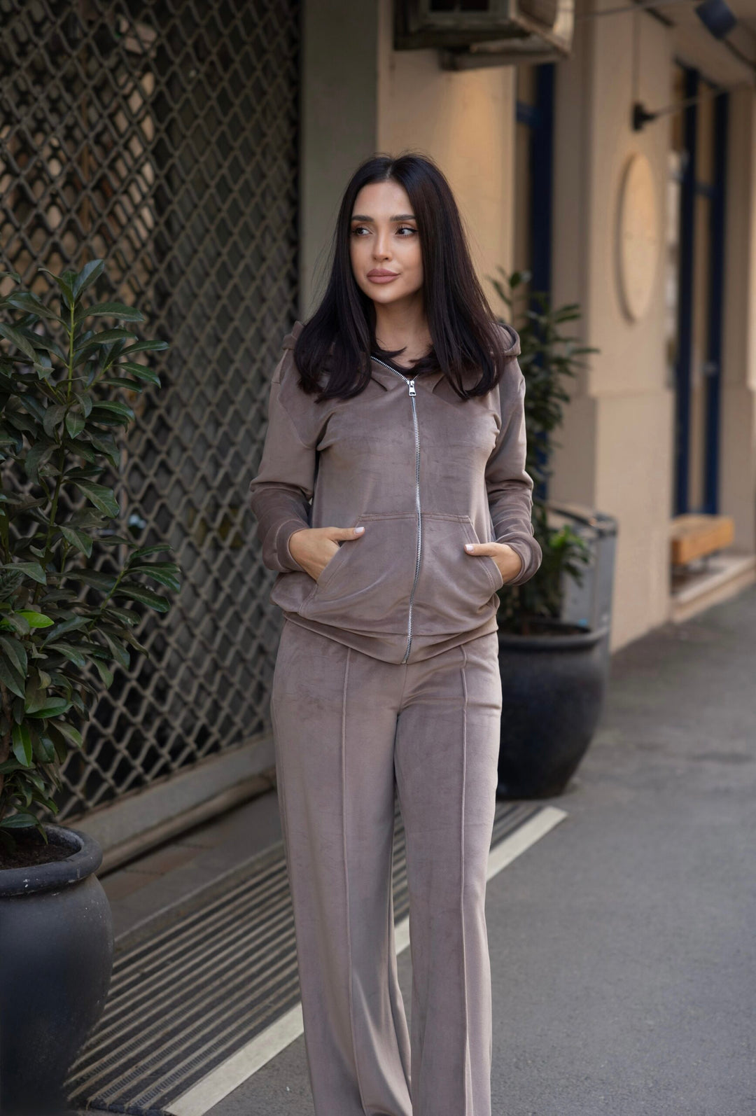 Trening catifea Chloe Cappuccino